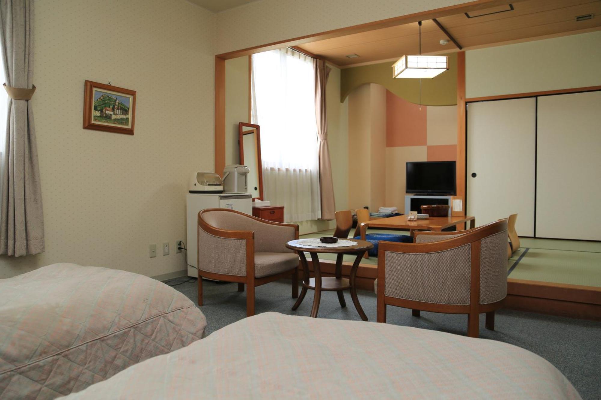 Hill Hotel Sunpia Iga Room photo
